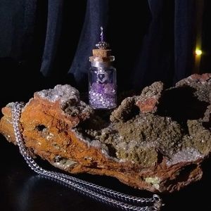 ✨SOLD✨AMETHYST CRYSTAL GLASS VIAL NECKLACE
